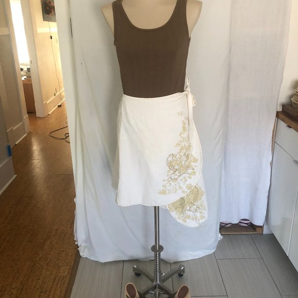 printed and embroidered wrap skirt - Picture 1 of 6